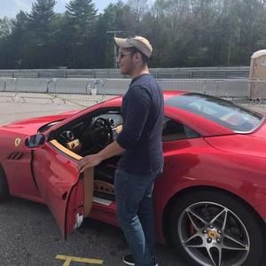 Meet your Posher, Jose